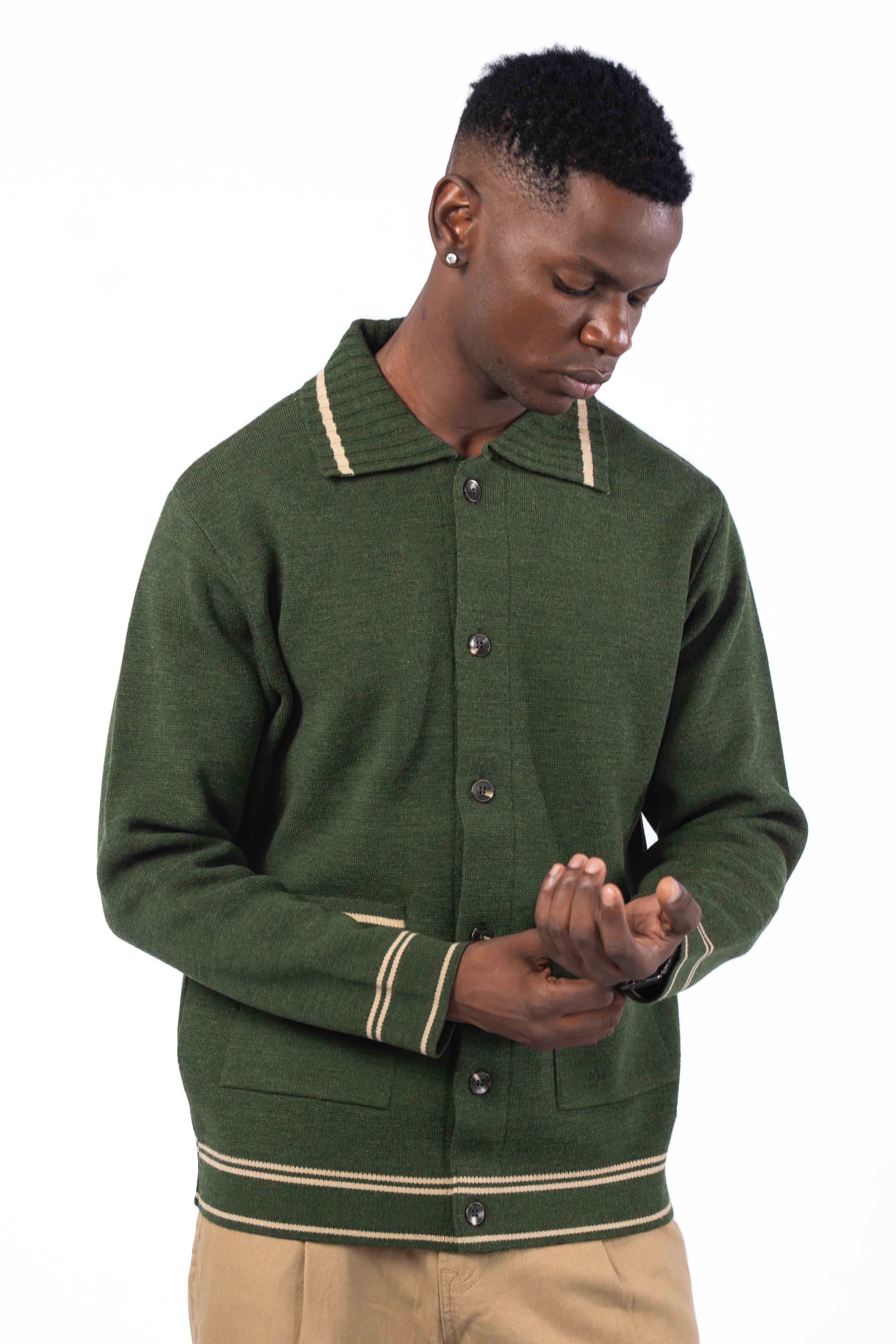 Men’s Pine Green Solid Regular Fit Sweater